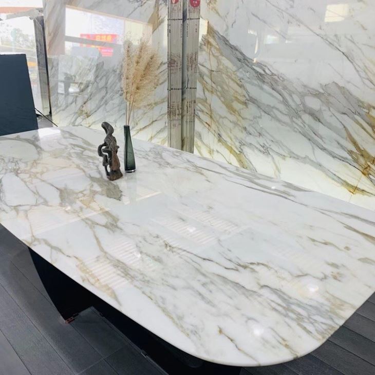 Calacatta Gold Marble Bar Top (4) Calacatta Gold Marble Bar Top (4)