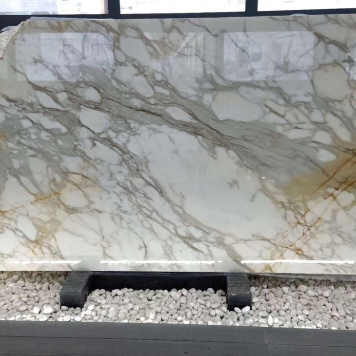 Calacatta Gold Marble Bar Top (2) Calacatta Gold Marble Bar Top (2)