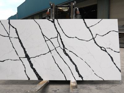 Kvarčne plošče Panda Calacatta