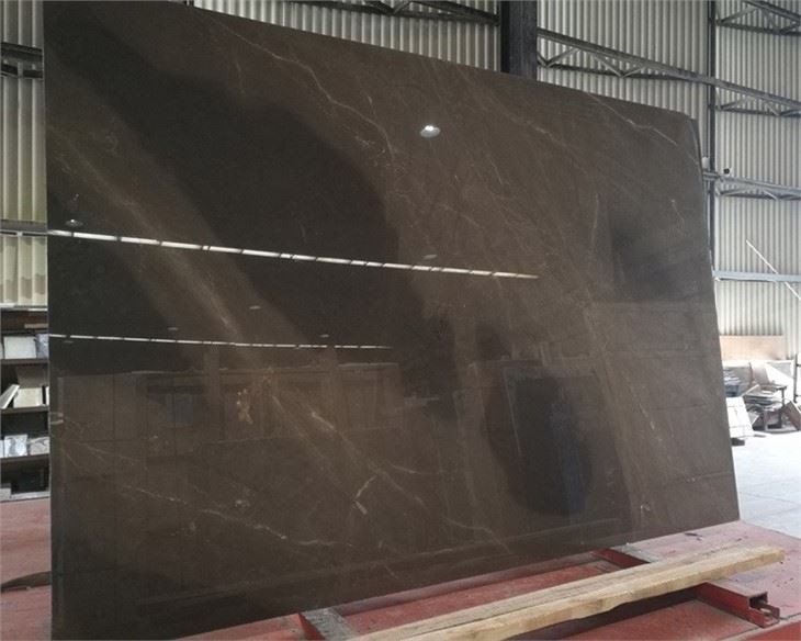 Gris Pulpis Brown Marble Slabs